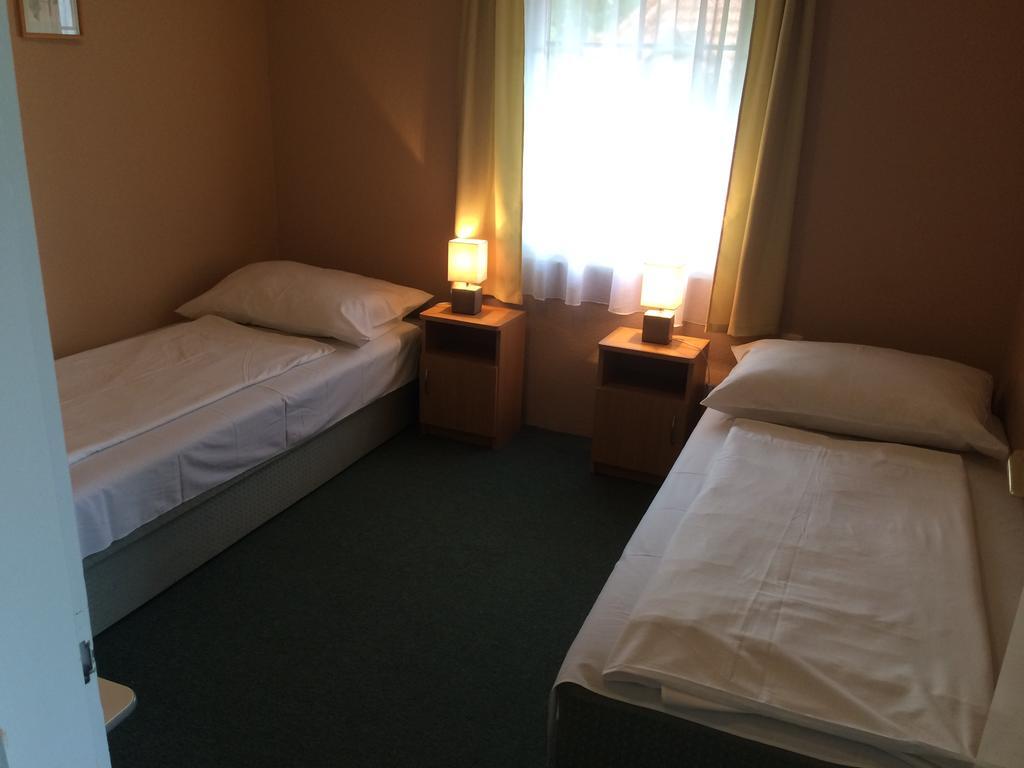 BalatonboglárApartmanhaz Horvath公寓 外观 照片