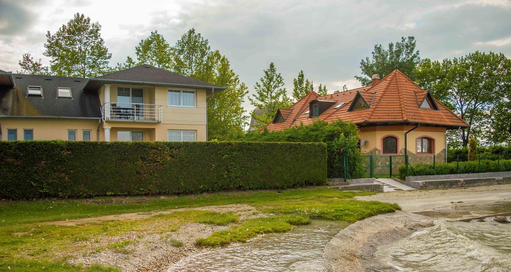 BalatonboglárApartmanhaz Horvath公寓 外观 照片
